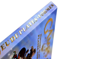 Livre pour enfants à couverture rigide avec marquage à chaud doré sur le dos du livre